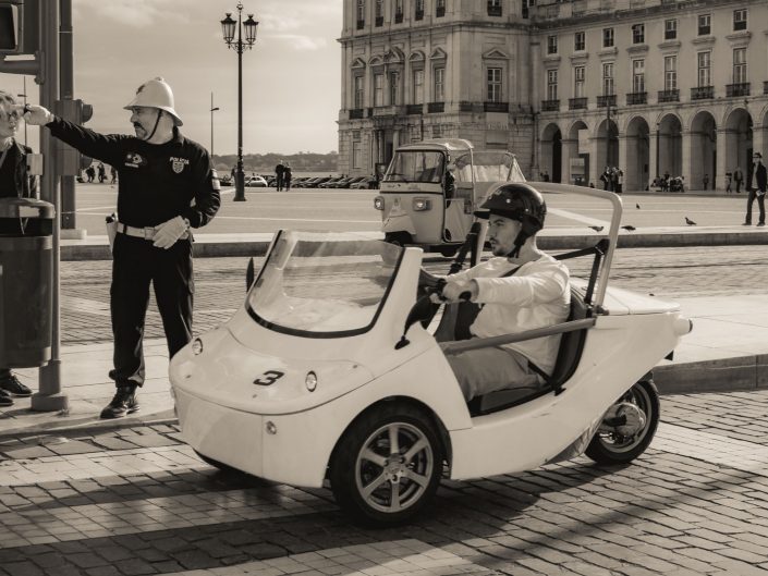 Lisbon - Policeman giving directions