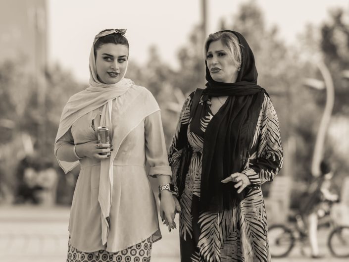 Mother and daughter near the artificial lake in Tehran